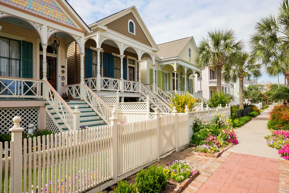 Vintage homes in the historic district of Galveston, Texas