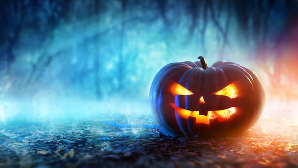 Fire, distracted driving, vandalism and theft are some of the top risks on Halloween. (Photo: iStock)