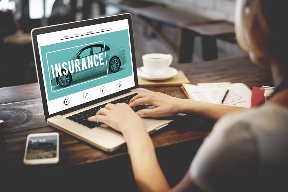 woman purchasing auto insurance online